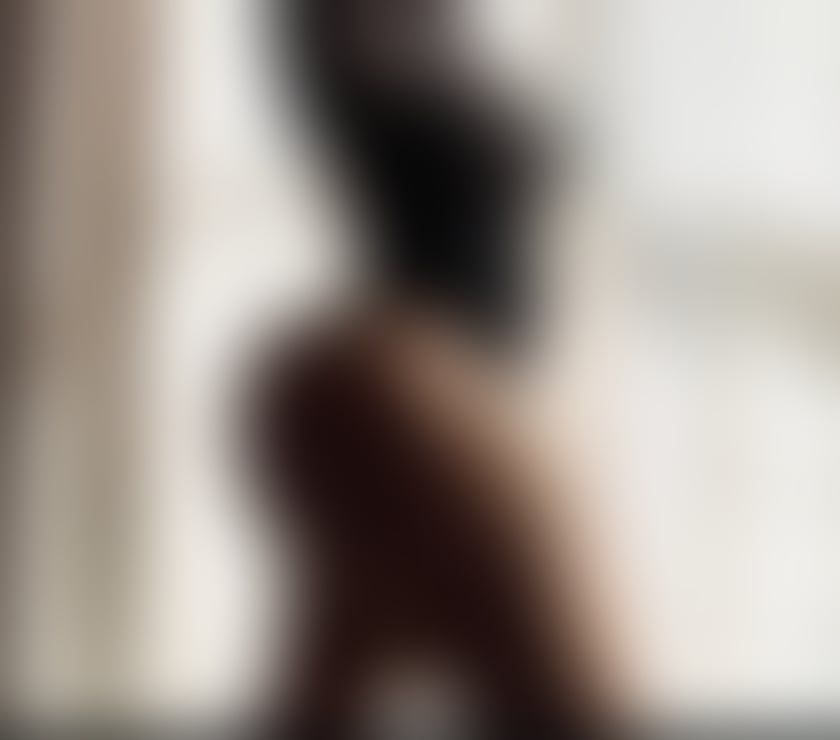 Escorts West London Hounslow - Photos for The Curvy Goddess