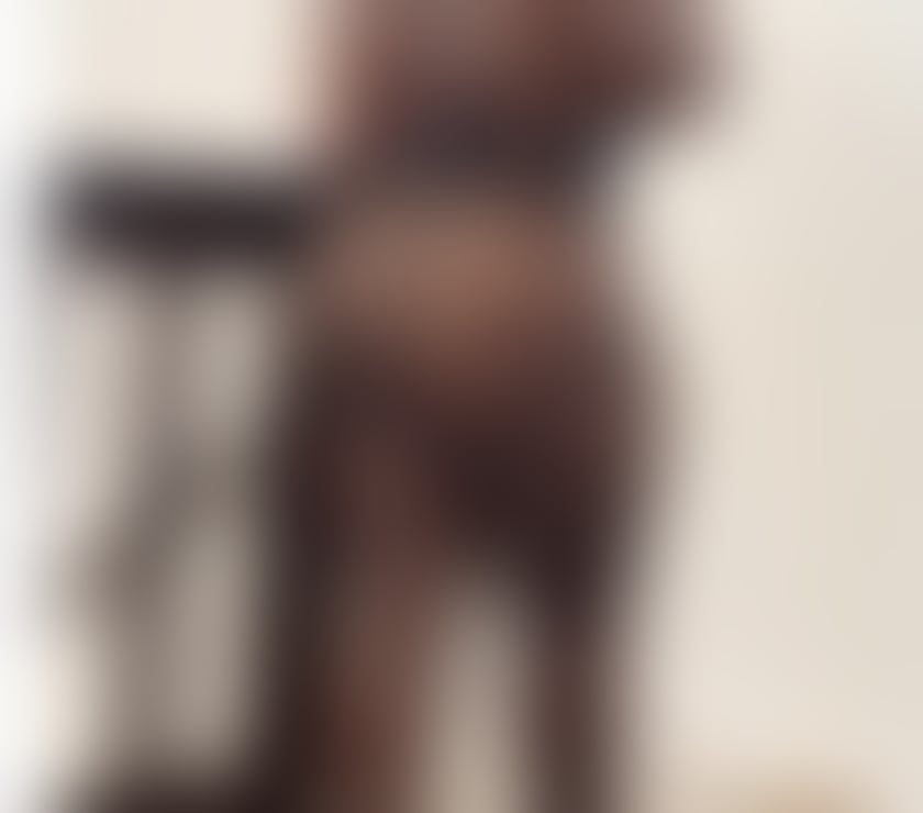 Escorts West London Hounslow - Photos for The Curvy Goddess