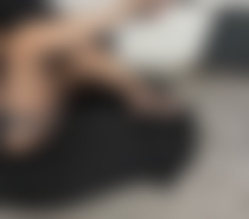 Escorts Greater Manchester Stockport - Photos for Call me elizebeth mature busty classy blonde English