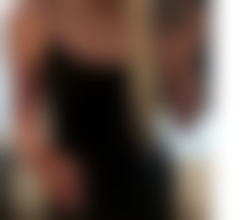 Escorts Bredbury Park Industrial Estate Stockport - Photos for Meet holly pretty blonde English available Sunday