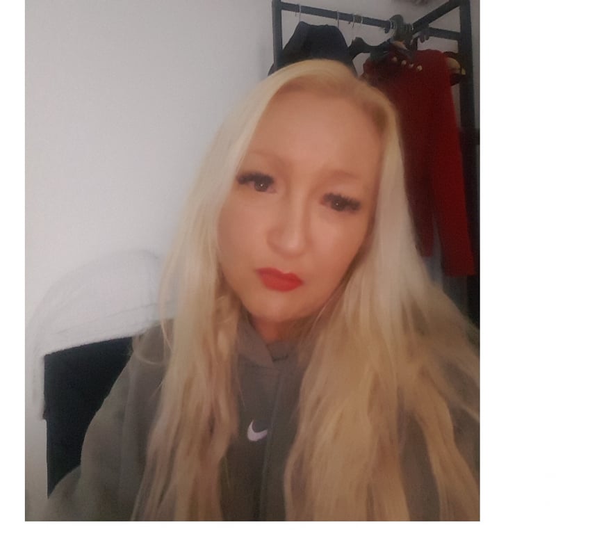 Escorts Leicestershire Leicester - Photos for sexy hot milf lauren