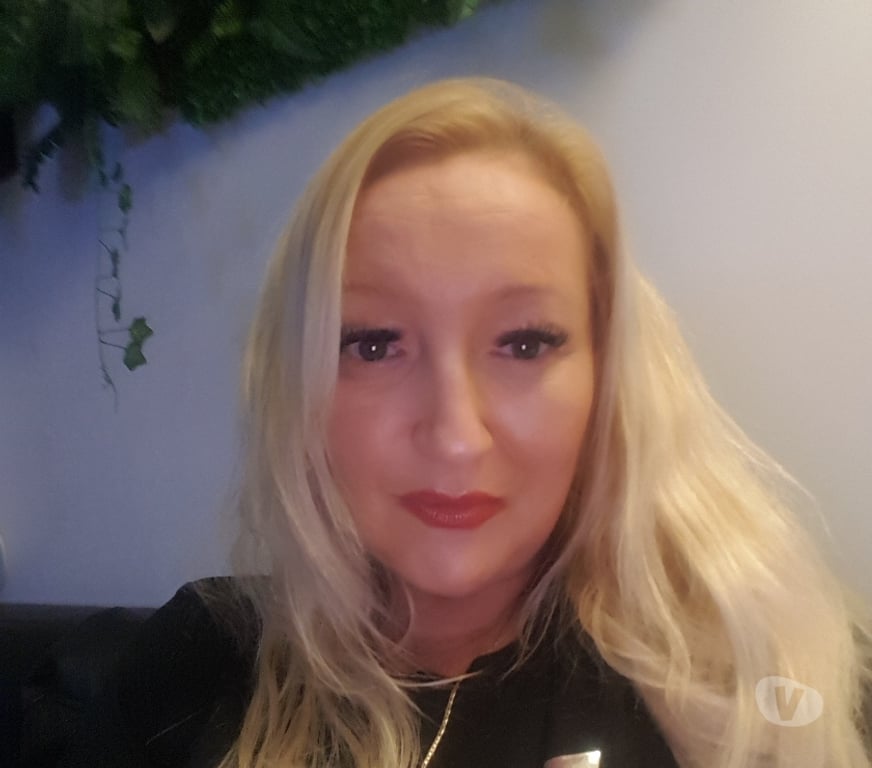 Escorts Leicestershire Leicester - Photos for sexy hot milf lauren