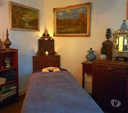 Full body massage Bournville Birmingham - Photos for Male Therapist for a Relaxing Holistic Full Body Massage