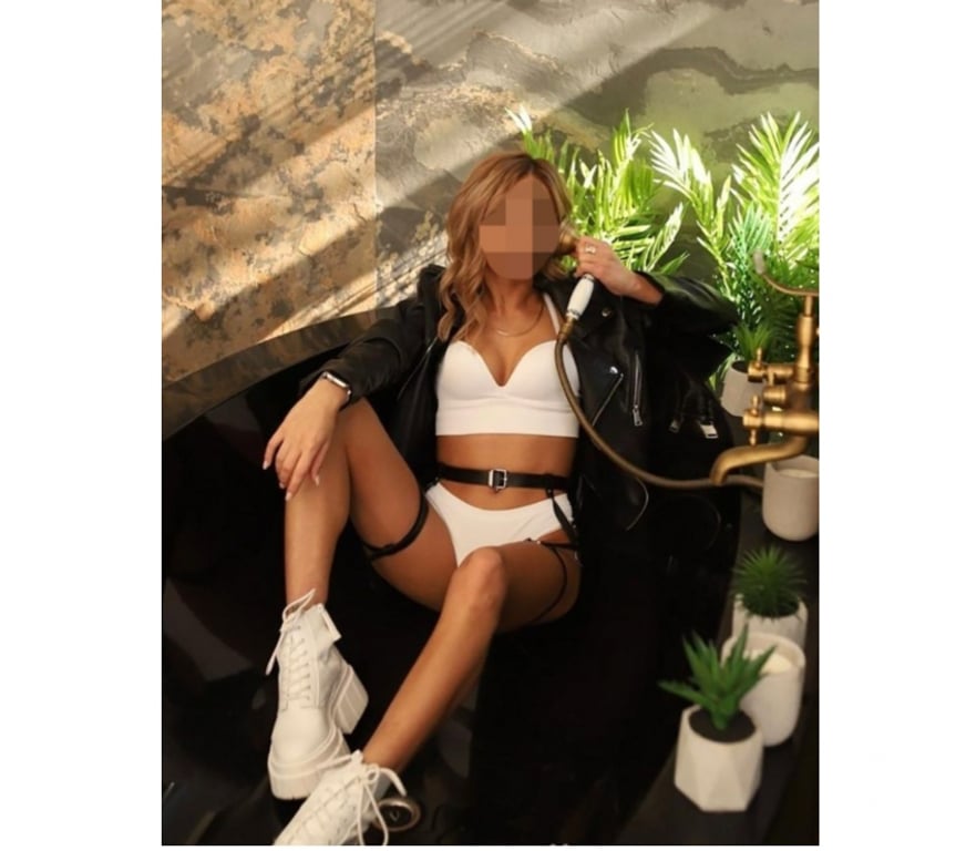 Escorts West Yorkshire Leeds - Photos for AMY NEW HOT GIRL JUST FOR YOU!!CALL NOW 07417471767