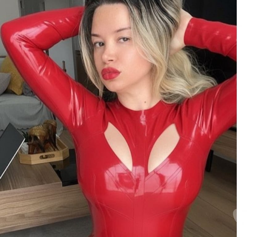 Adult Entertainment Hertfordshire St. Albans - Photos for Big Melons 😉 Ella⚠️ watery frontdoor-backdoor