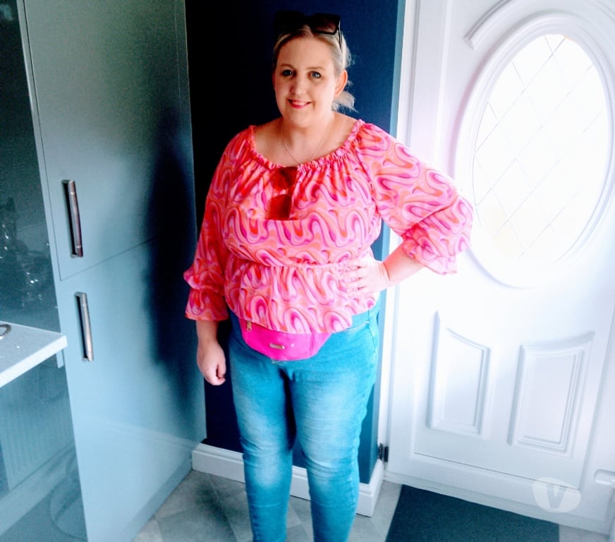 Adult Entertainment Cheshire West and Chester Chester - Cheshire West and Chester - Photos for Curvy NorthernBbw Blonde Bombshell for WhatsApp only