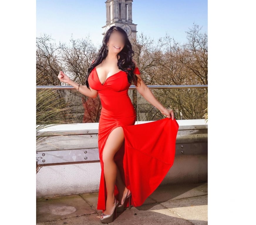 Escorts East London Canary Wharf - East London - Photos for Dominatrix Lary Fetish Party Girl Canary Wharf Greenwich