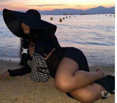 Escorts West Yorkshire Bradford - Photos for **real pics** british busty round booty babe Chantelle