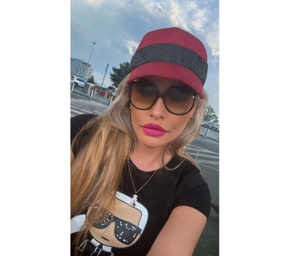 Photos for Harrogate NO DEPOSIT party girl