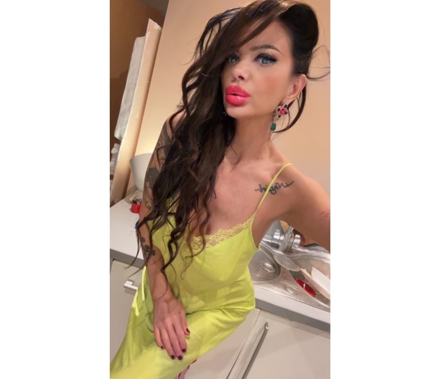 Escorts East London Redbridge - Photos for JESSICA ROSSI-INDEPENDENT-PARTY GIRL