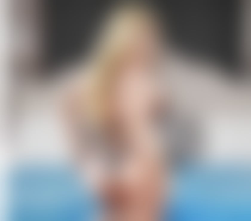  Escorts & Erotic Massage Edgware Barnet - Photos for Mirabella is waiting for you