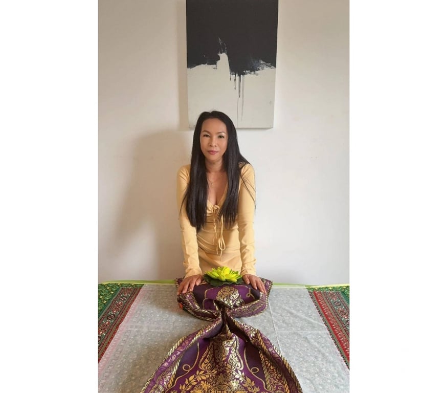 Full body massage West Midlands Birmingham - Photos for Lynda Thai Massage