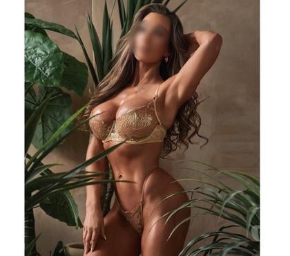Escorts Westwood Business Park Coventry - Photos for ENGLISH CARMELA FITNESS MODEL