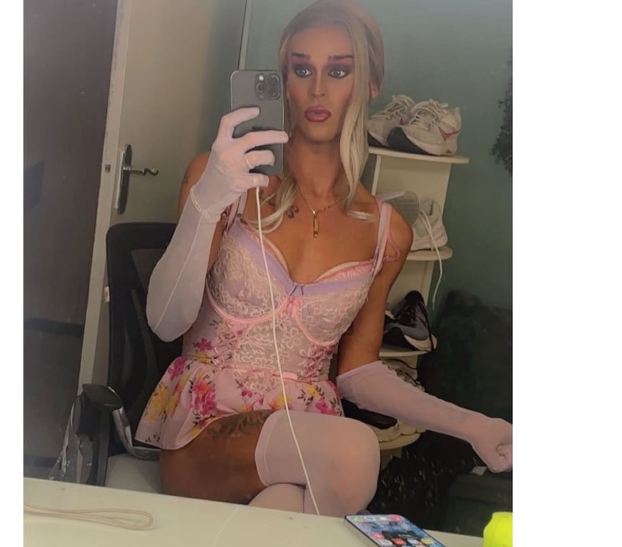 Trans Escorts Merseyside Sefton - Photos for Scouse kloe Liverpool