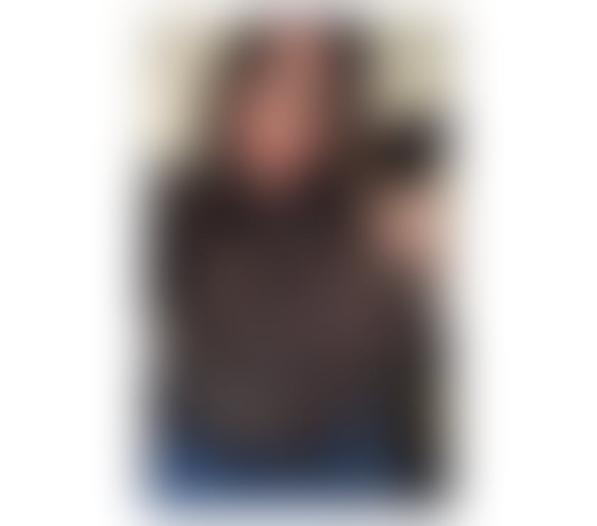 Photos for 47 yrs old British MILF 36F natural with big 🍑OFFERS!