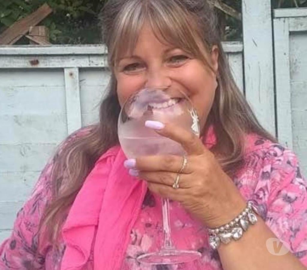 Escorts Somerset Yeovil - Somerset - Photos for jo59 of Yeovil bbw 💯 % English curvaceous lady