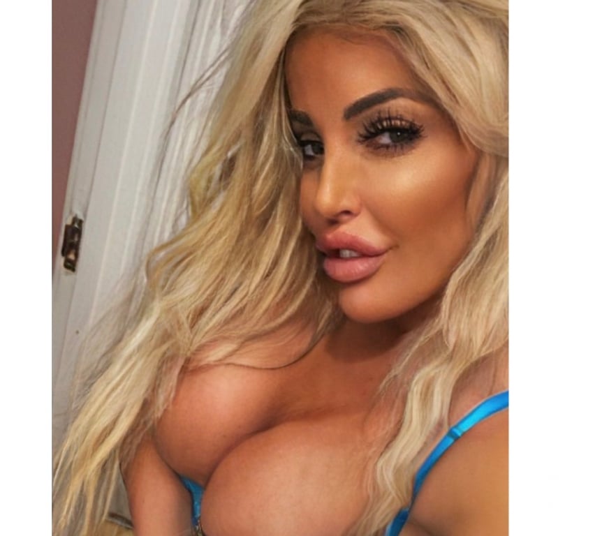 Escorts Greater Manchester Manchester - Photos for 🤤🤤TS TAMZIN BIG LIPS🤤🤤