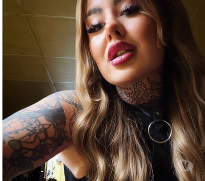 Adult Entertainment Piccadilly Manchester - Photos for THE ALT GIRL NEXT DOOR VIBE🔥FUN DISCREET🔥INFO BELOW