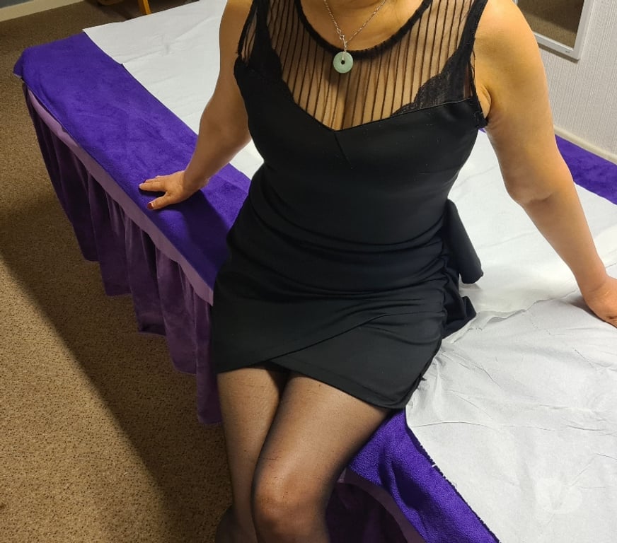 Escorts Cardiff Cathays - Cardiff - Photos for Stunning Chinese massage services ready to make you happy!