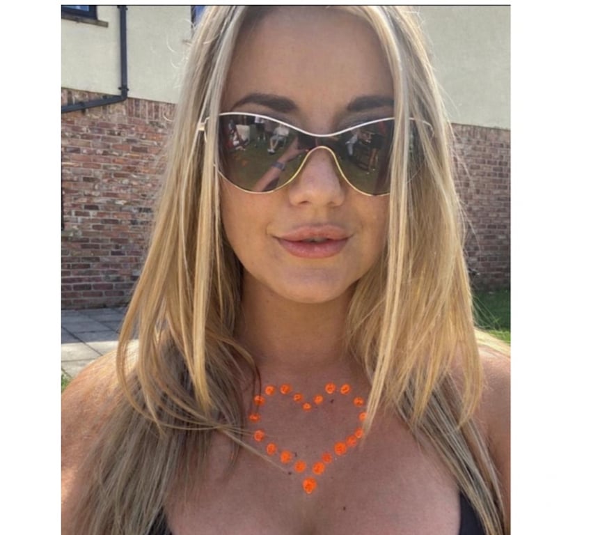 Adult Entertainment West Yorkshire Leeds - Photos for DOMINANT BLONDE BRITISH HOUSEWIFE IS BACK ❤️