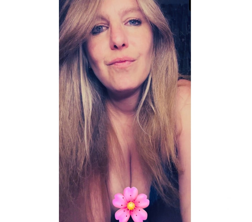 Adult Entertainment South West London Earls Court - South West London - Photos for 36 DDs❤️46 y o BRITISH MILF ❤️ WA FOR MENU ❤️