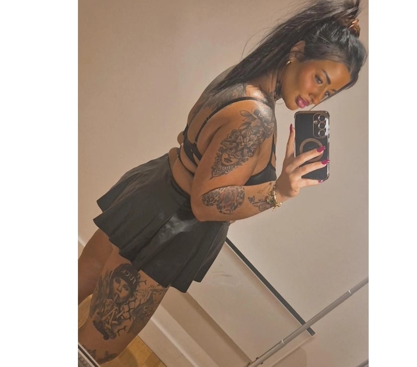 Escorts West Yorkshire Leeds - Photos for CURVY, KINKY YORKSHIRE GIRL
