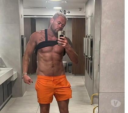  Gay massage Woodsetton Dudley - Photos for Xl thick Hung Muscle Top Vers - massage n more available NOW