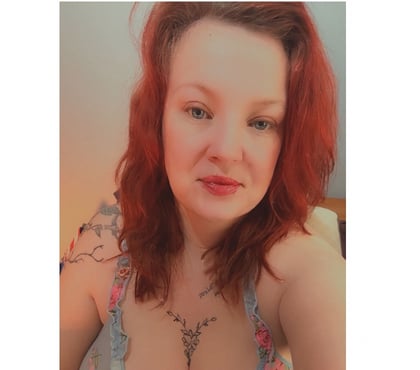 Photos for 💋 busty Bella🍒5 mins £10🍒38H pierced nips 🍒