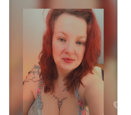 Photos for 💋 busty Bella🩷5 mins £10❤️38H pierced nips 🍒