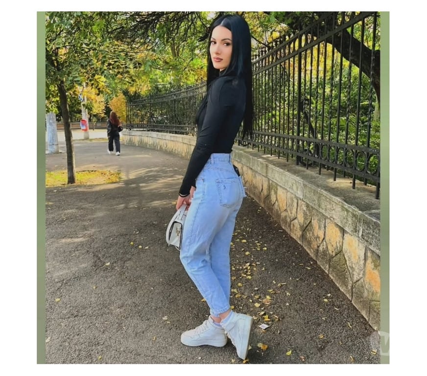 Escorts West Northamptonshire Northampton - West Northamptonshire - Photos for HOT BRUNETTE 🍒PLAYFUL EVA✨🍒