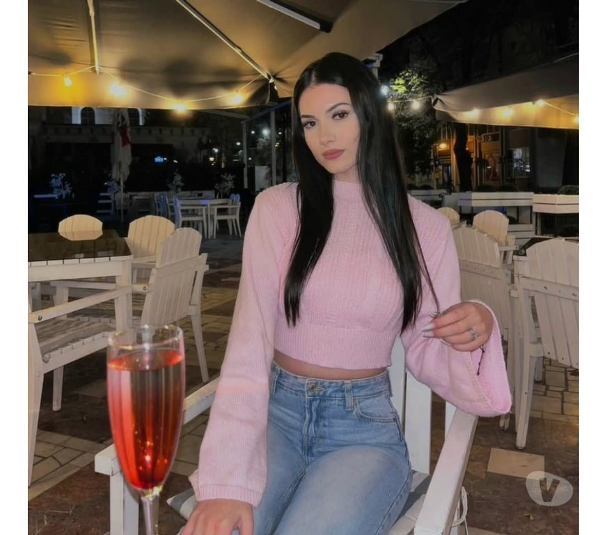 Escorts West Northamptonshire Northampton - West Northamptonshire - Photos for HOT BRUNETTE 🍒PLAYFUL EVA✨🍒