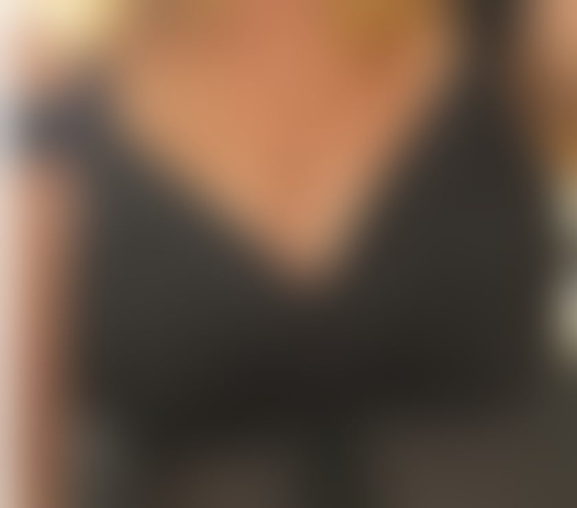 Escorts and Massages South Petherton Somerset - Photos for Full body massage in South Petherton