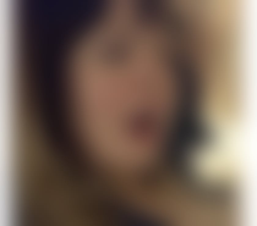 Adult Entertainment Chelsea South West London - Photos for She’s back! ONLINE all Monday 🌅 Busty AND curvy x