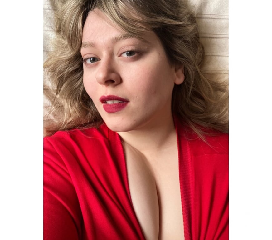 Adult Entertainment South West London Chelsea - South West London - Photos for Curvy girl next door needs all your 💦 busty+big booty!
