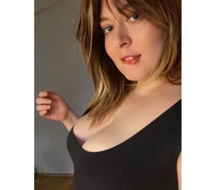 Adult Entertainment Chelsea South West London - Photos for Curvy girl next door needs all your 💦 busty+big booty!