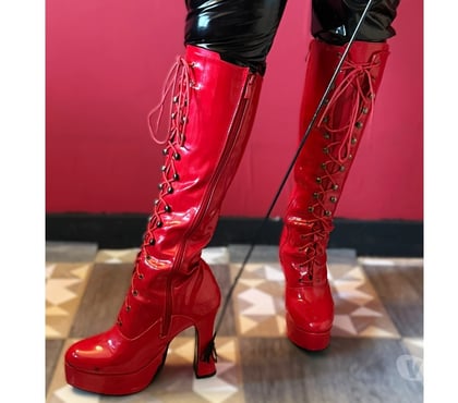 Adult Entertainment Shinfield Reading - Photos for Come closer. Miss Ivy is waiting.