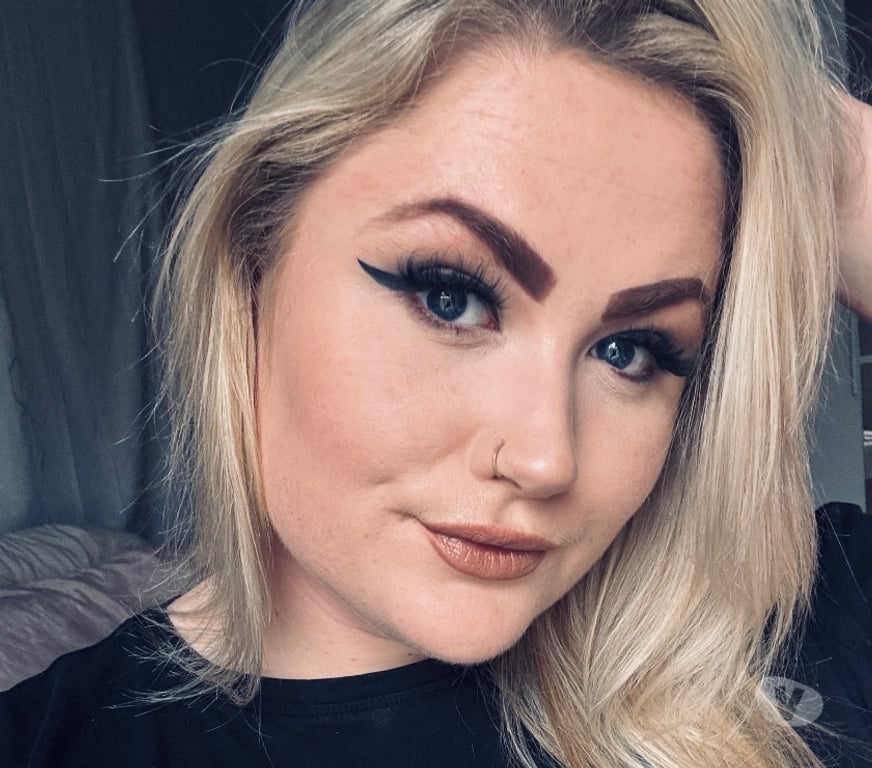 Adult Entertainment West Midlands Birmingham - Photos for Wed Morning 6am Curvy 42FF Blonde +44 7864 942246