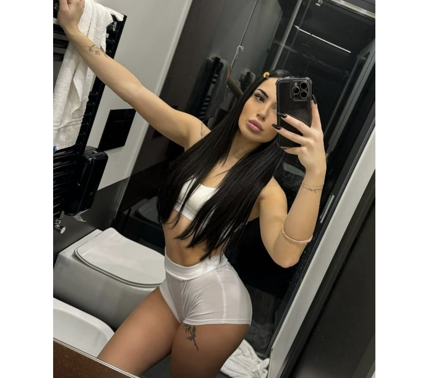 Independent Escorts & Erotic Massage Mayfair Central London - Photos for 🔝ADONIA ❤️🥂PARTY GIRL🥂 MAYFAIR