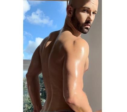 Gay Escorts Acton West London - Photos for High class services for StraightGayBi men