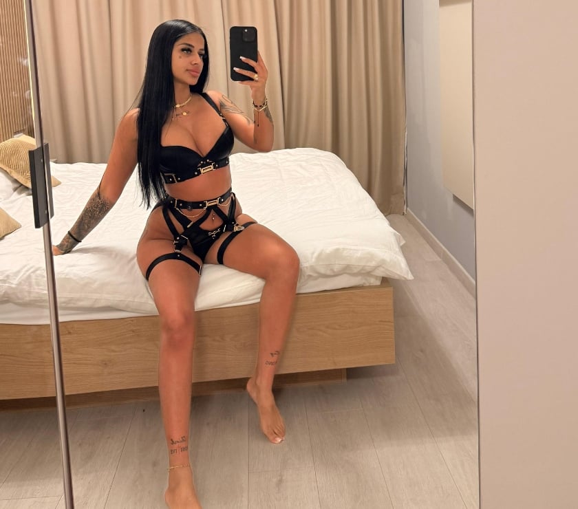  Escorts & Erotic Massage Royal Albert Liverpool - Photos for LORY 100% real pictures ( outcall )