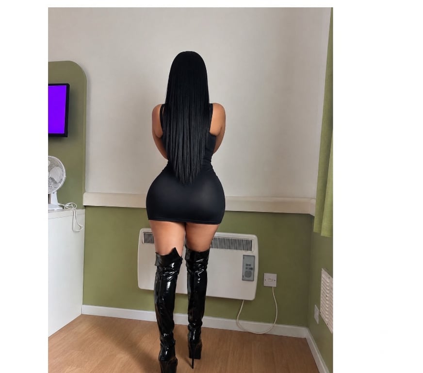 Escorts Warrington Lymm - Warrington - Photos for Mixed BRITISH ELISE