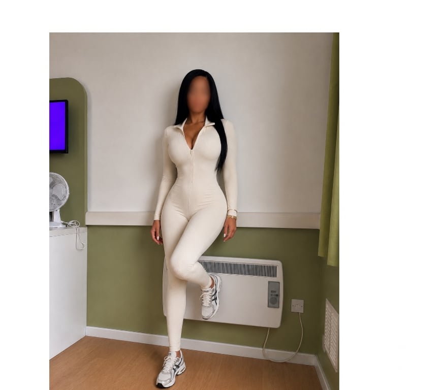 Escorts Warrington Lymm - Warrington - Photos for Mixed BRITISH ELISE