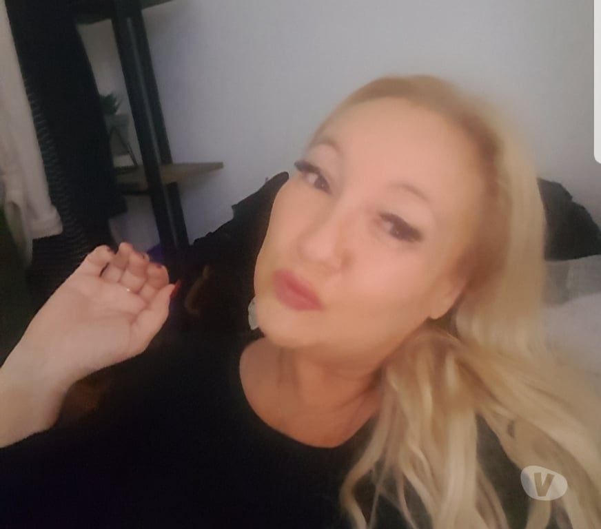 Escorts West Yorkshire Kirklees - Photos for Lauren Sexy Hot Milf