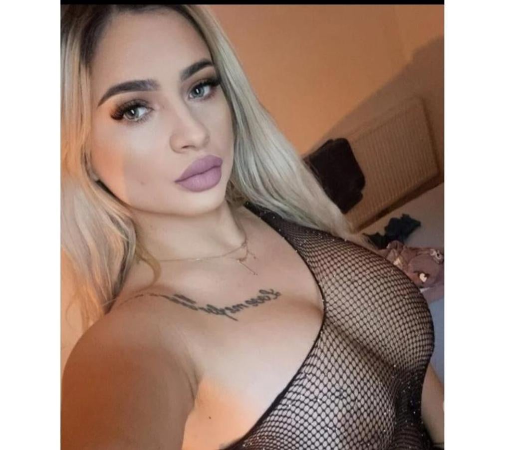Escorts West Yorkshire Bradford - Photos for 🔞Roleplay🔞Curvy Girl Hot Blondy Sonya Quin of bj