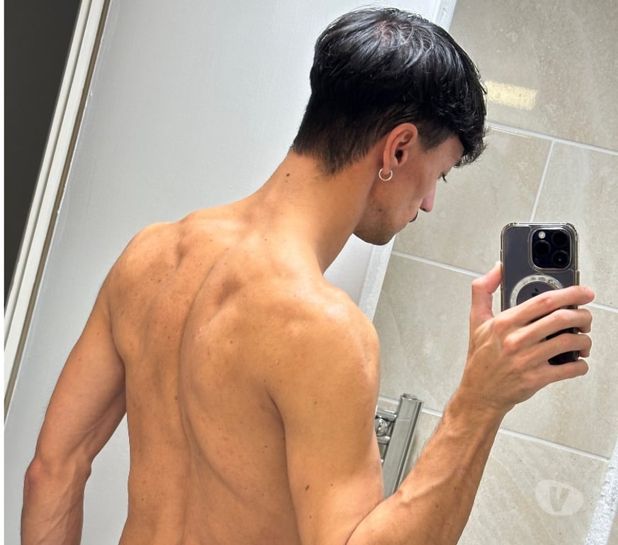  Gay massage Hertfordshire Dacorum - Photos for Fit hot guy always horny