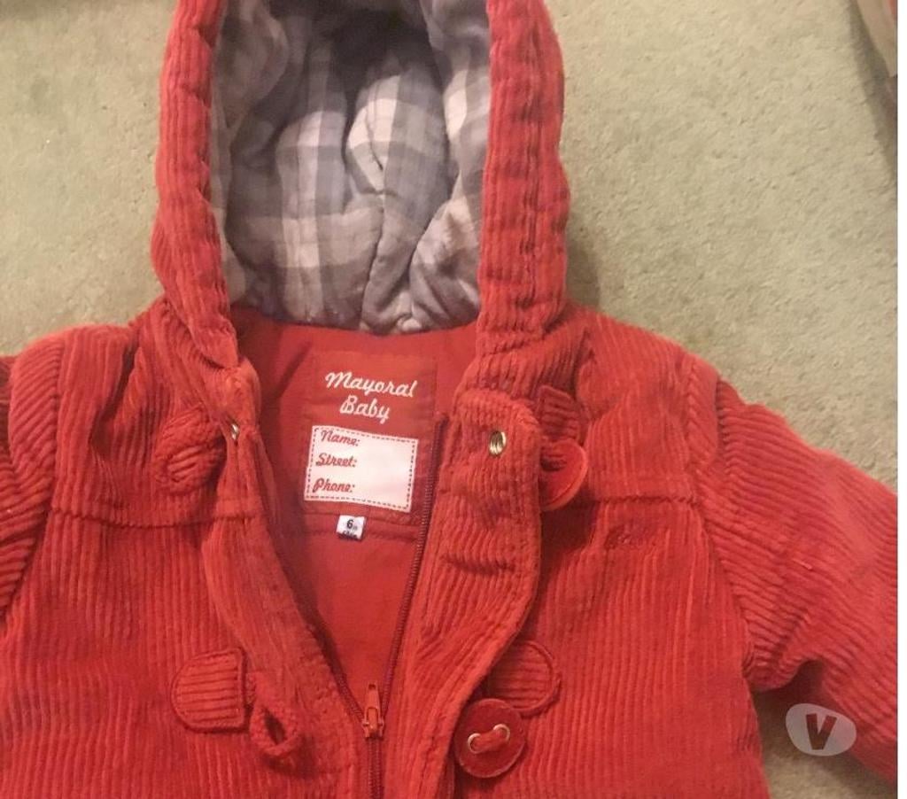 Used baby clothes Hertfordshire Dacorum - Photos for Baby Coat size 6 months hardly worn can post 