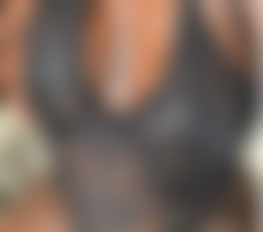Escorts Bethnal Green Station East London - Photos for Thick Party Ebony Available For You! 😍 Car meets