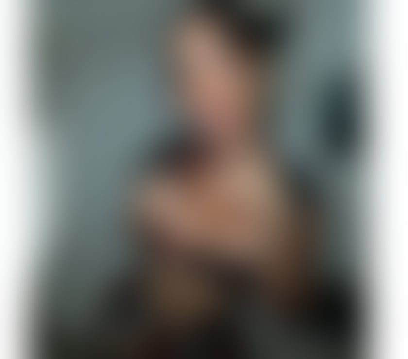 Trans Escorts Cardiff Canton - Cardiff - Photos for Whatsapp me to contact me
