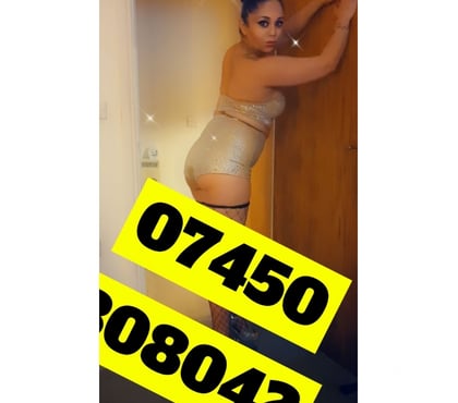 Escorts and Massages Dewsbury Kirklees - Photos for Valery AND EMILIA party girl, best in town 😋😍
