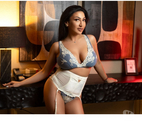 STUNNING LADIES TO YOUR DOOR!